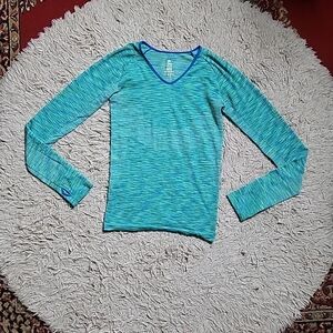 Womens ClimaWear Seamless Base Layer Size S/M Blue Green Long Sleeve Thumb Hole